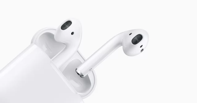 Apple po përgatitet të lançojë dy modele të reja AirPods, ja kur