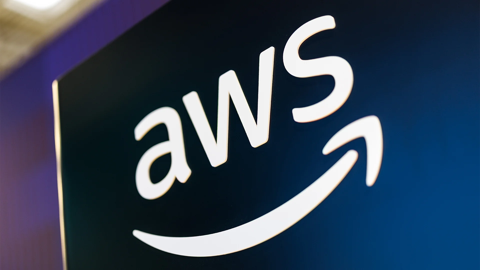 Kur u ndal bota: Çfarë na zbuloi ndërprerja masive e Amazon Web Services