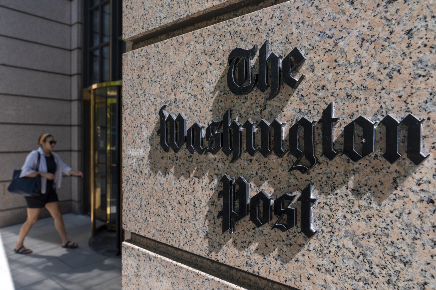 Sulm masiv kibernetik: Washington Post konfirmon rrjedhjen e të dhënave nga Oracle
