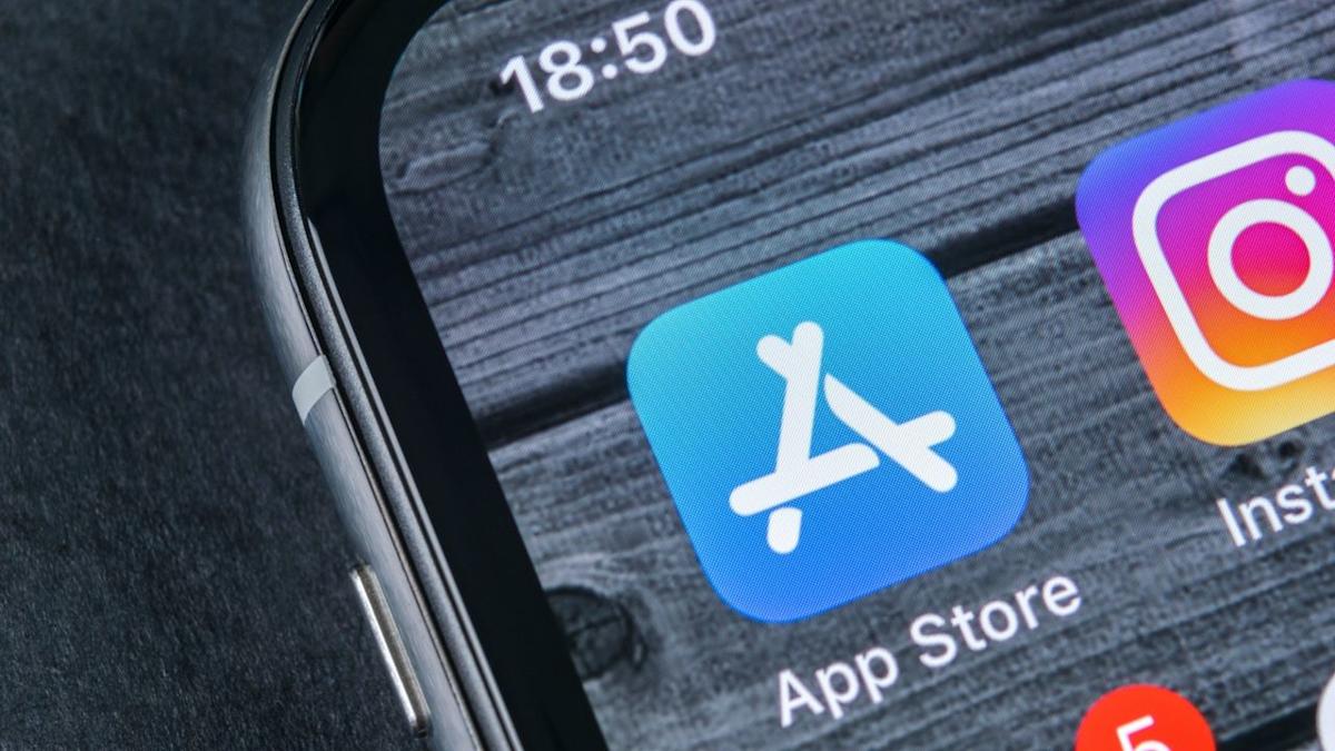 Apple ndalon ndryshimet në App Store për Teksasin pasi gjykata bllokon ligjin e verifikimit të moshës