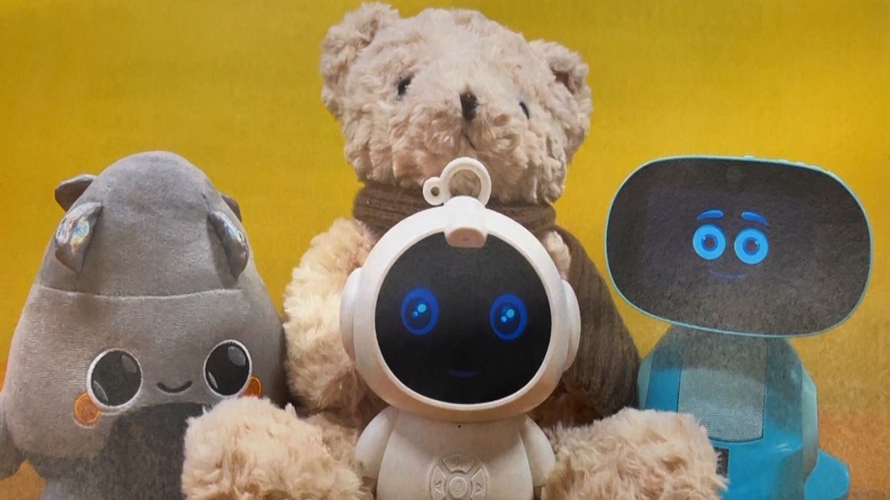 Lodrat me AI për fëmijë ngrenë alarmin: biseda për seks, drogë dhe propagandë